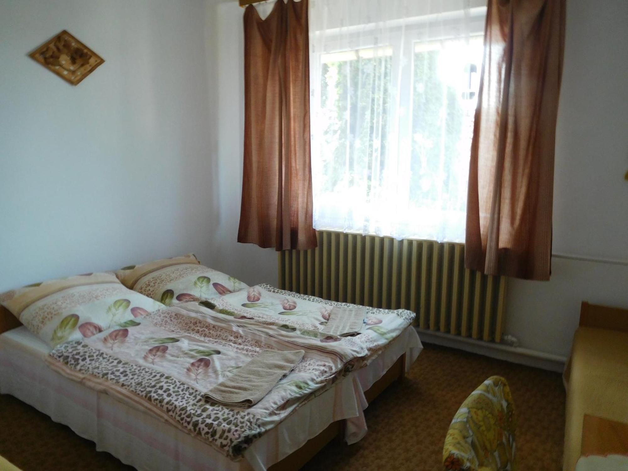 Napfeny Vendeghaz * Miskolc