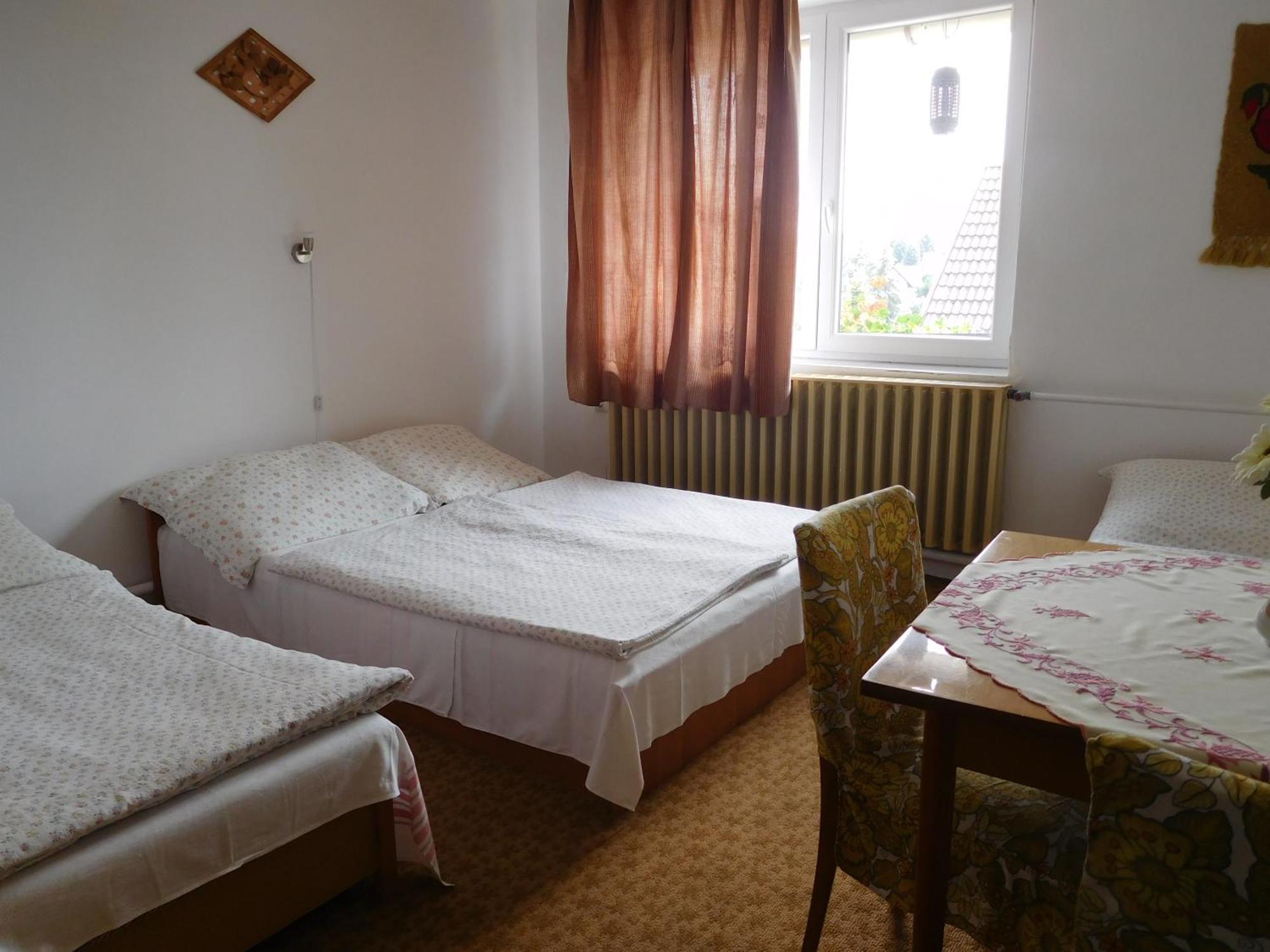 Napfeny Vendeghaz Miskolc